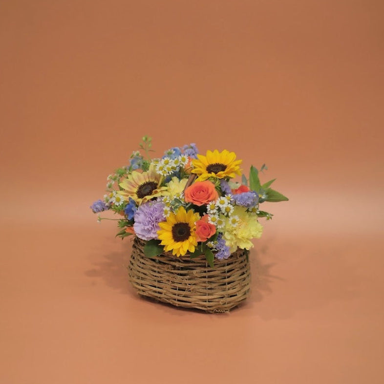 Sunflower Basket（サンフラワーバスケット）M ～ひまわりのナチュラルアレンジメント～