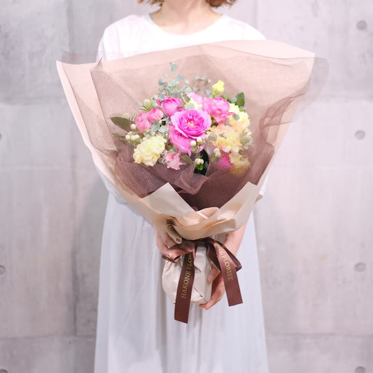 おまかせ花束 M｜季節の花を楽しむフラワーギフト